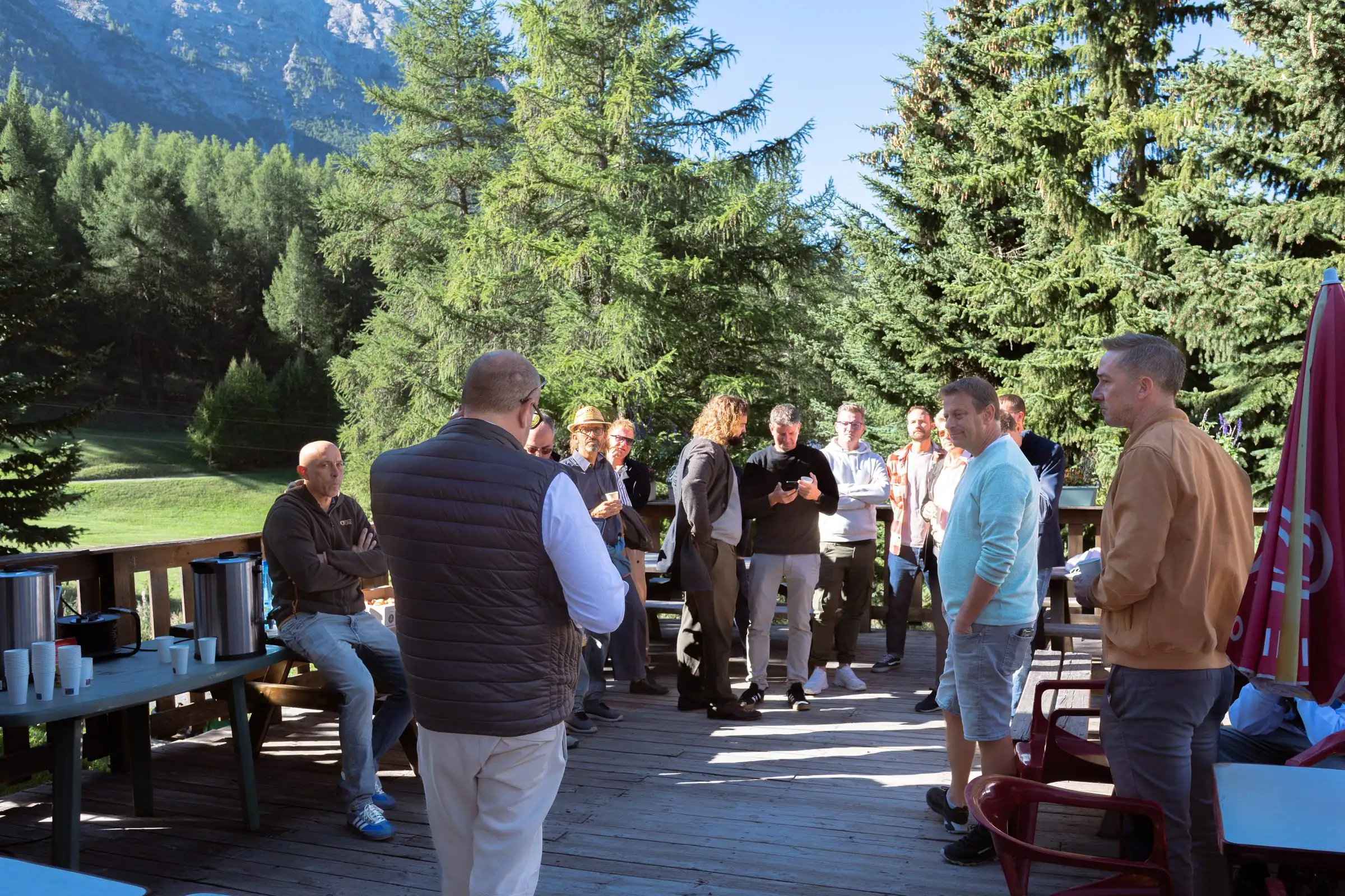 Le petit-déjeuner du Cercle sur la terrasse du Golf de Montgenèvre, le 3 septembre 2026